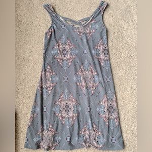 🎇🎆3for$9 Women’s soft light blue and pink Mudd dress- M